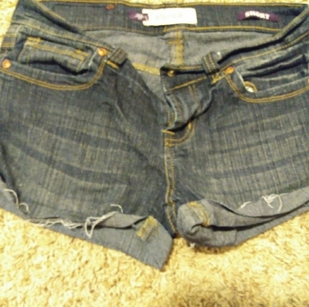 Dark blue shorts
